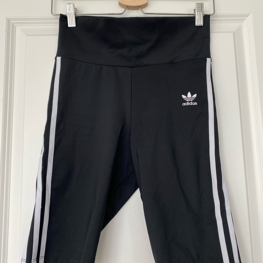 ✨preloved✨ adidas black biker high waisted shorts